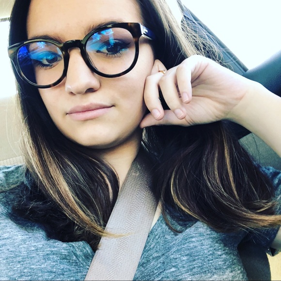 Meet your Posher, Randa - Picture 1 of 1